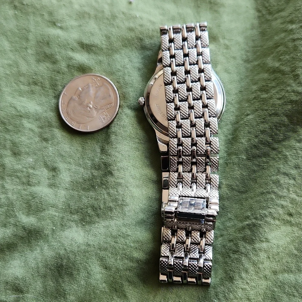 Geneva Watch Silvertone Metal Band New Battery Quartz Japan Movement Mens